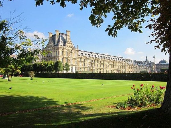 L'art de jardiner à la française : styles, influences et particularités des jardins privés